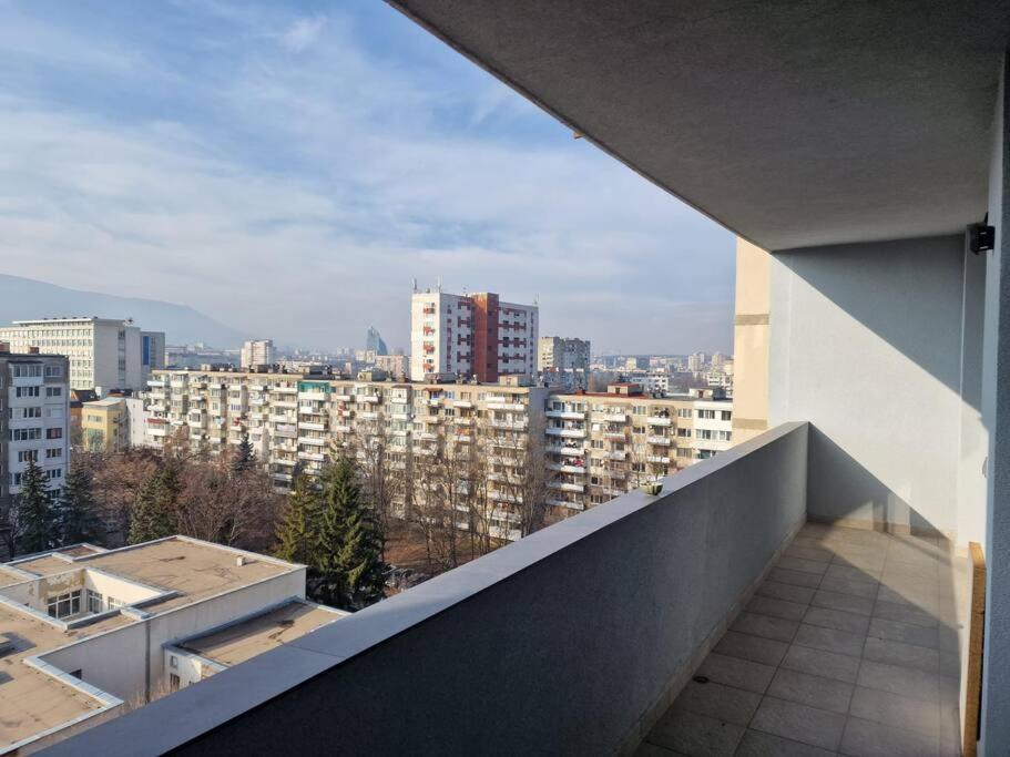 Very Spacious & Modern 3Bed Near Airport & Centre Sofia Zewnętrze zdjęcie